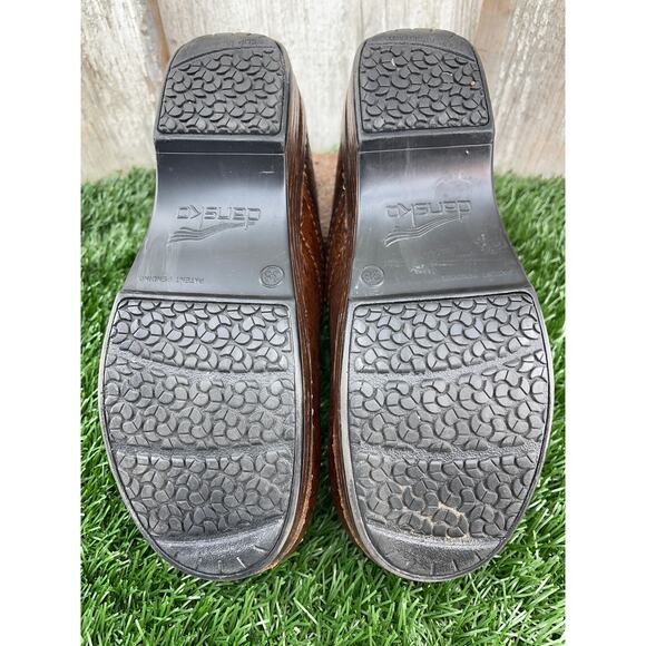 Dansko XP Professional Clogs Brown Tooled Floral Leather Clogs EU38 Women's 7.5 - Picture 8 of 8